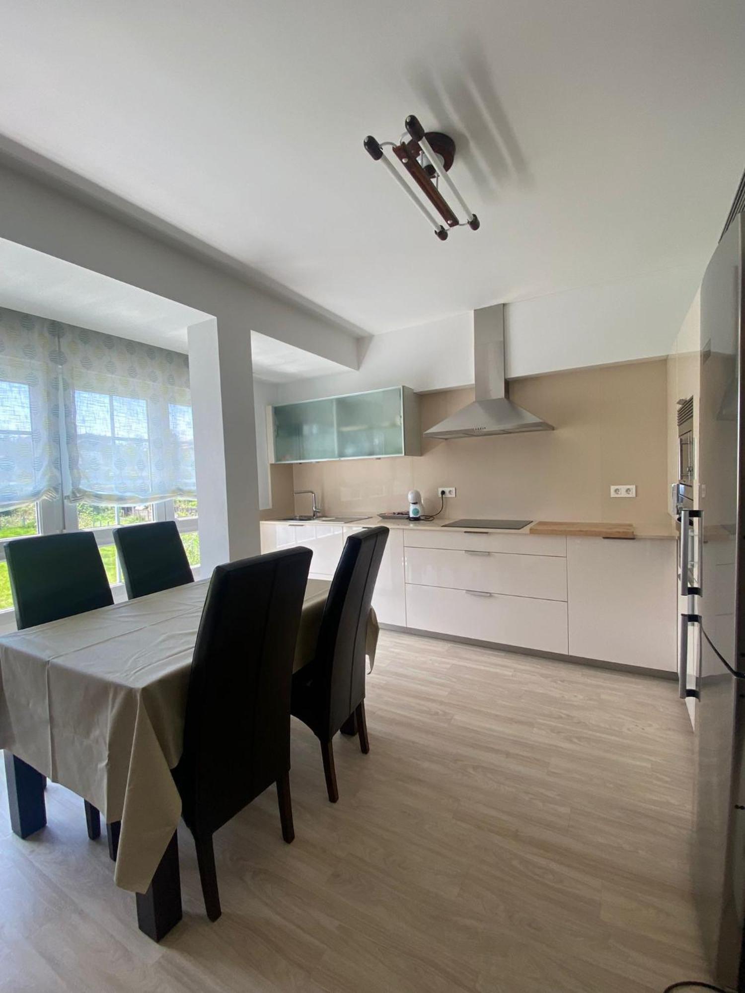 Appartamento Precioso Piso En Pleno Centro De O Grove Esterno foto